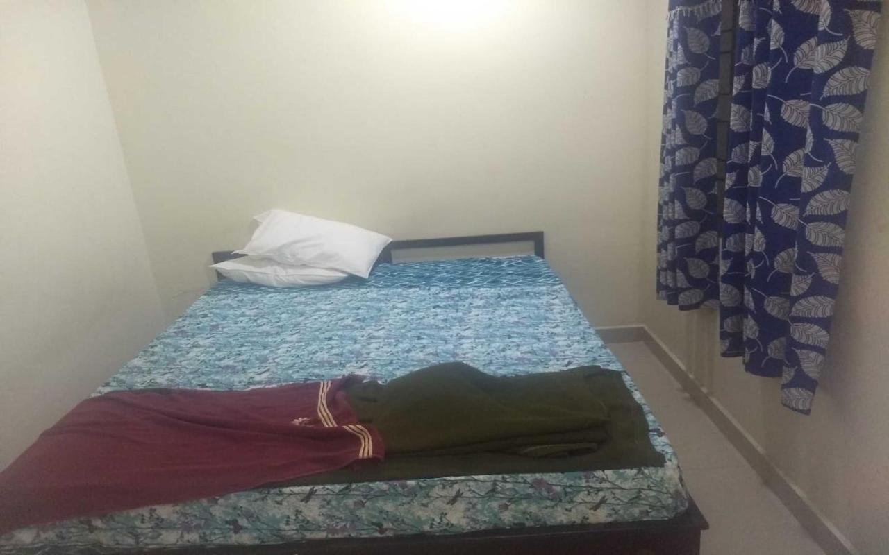 Hotel Megha Resort Hampi Buitenkant foto